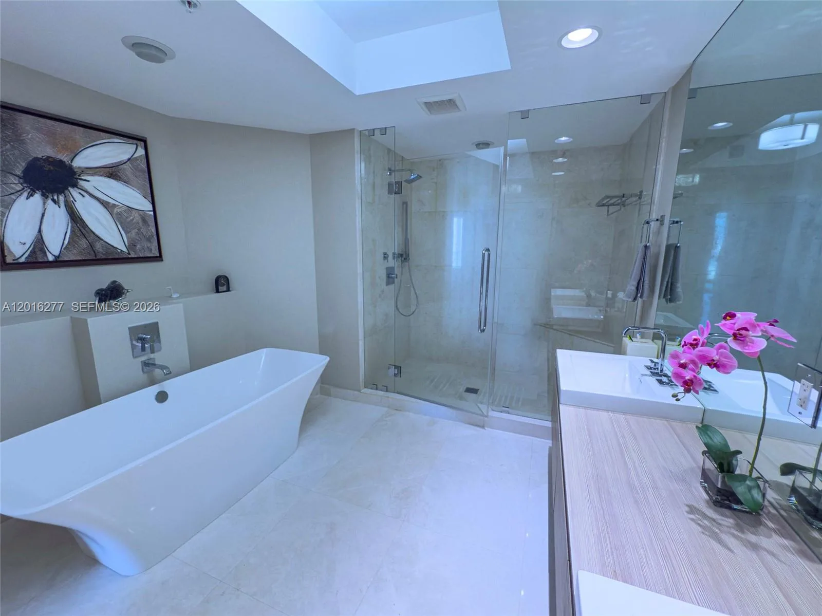 17111 Biscayne Blvd # 1705, North Miami Beach, FL 33160 photo 10