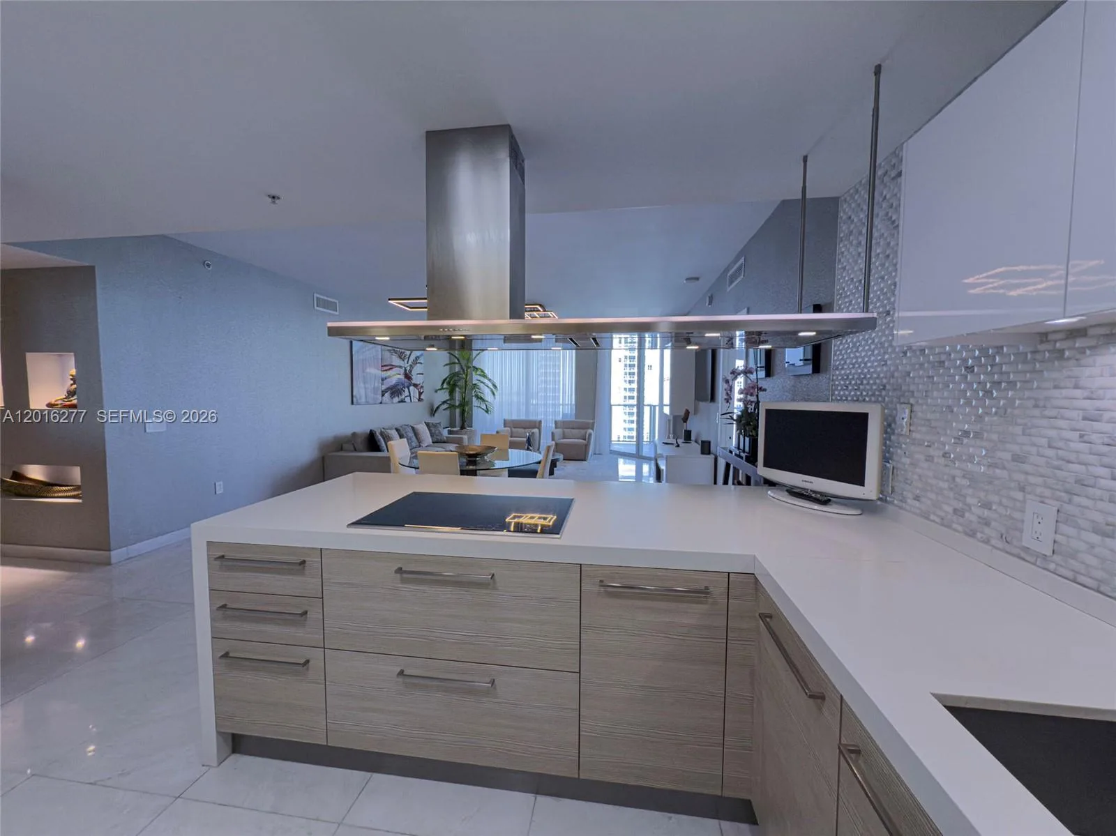 17111 Biscayne Blvd # 1705, North Miami Beach, FL 33160 photo 12