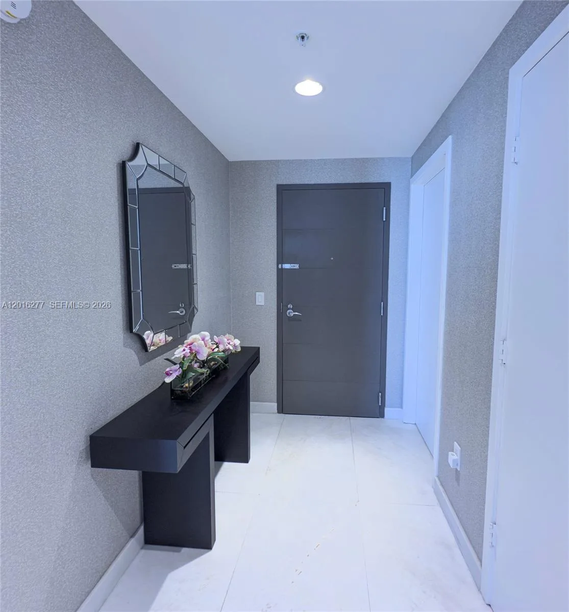 17111 Biscayne Blvd # 1705, North Miami Beach, FL 33160 photo 6