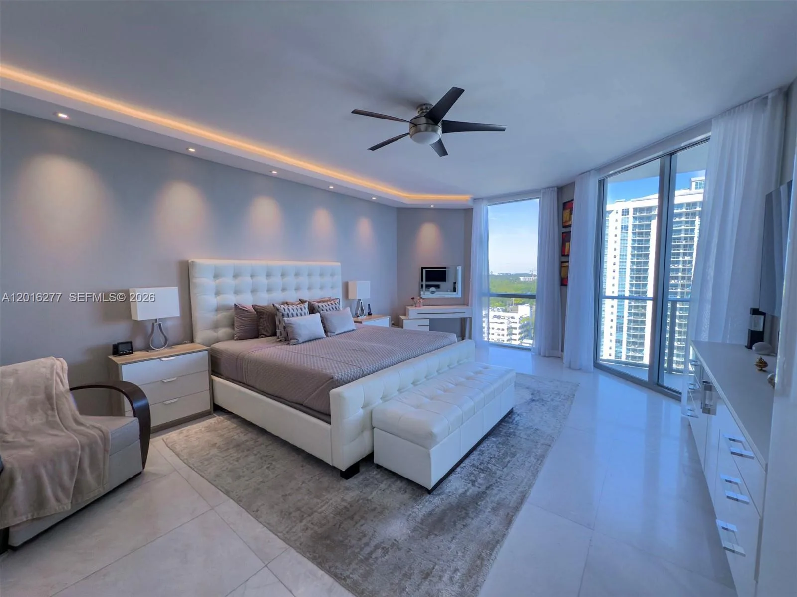 17111 Biscayne Blvd # 1705, North Miami Beach, FL 33160 photo 9