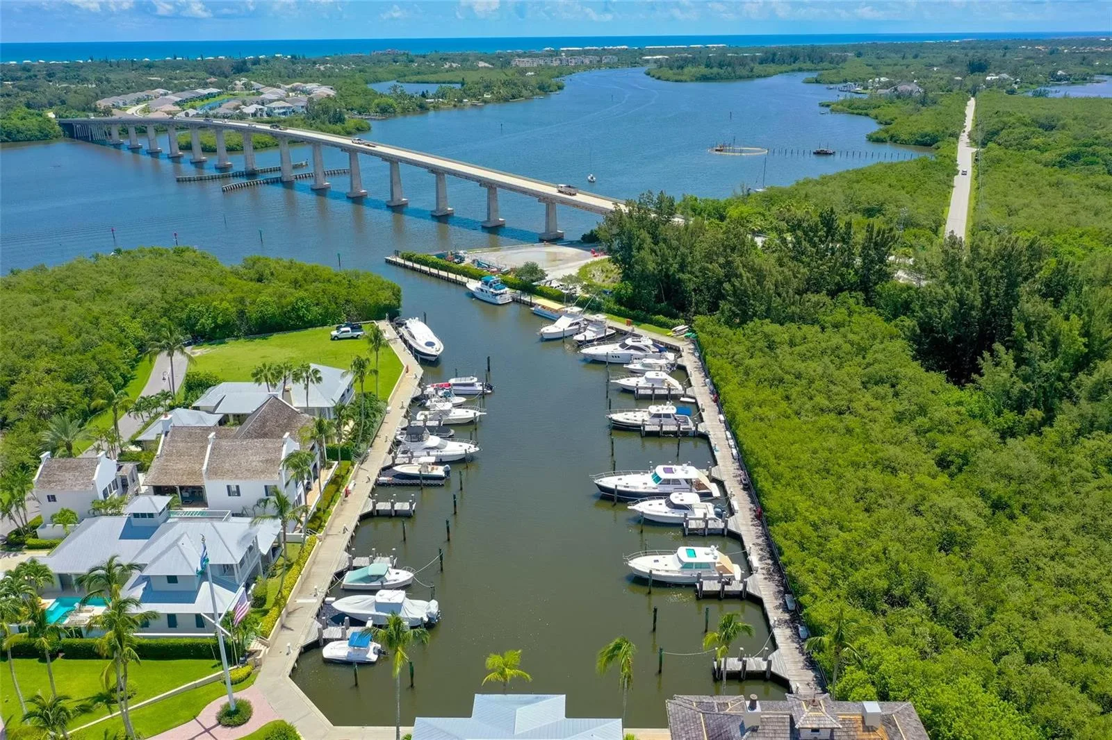 9260 E Marsh Island Drive, Vero Beach, FL 32963 photo 2
