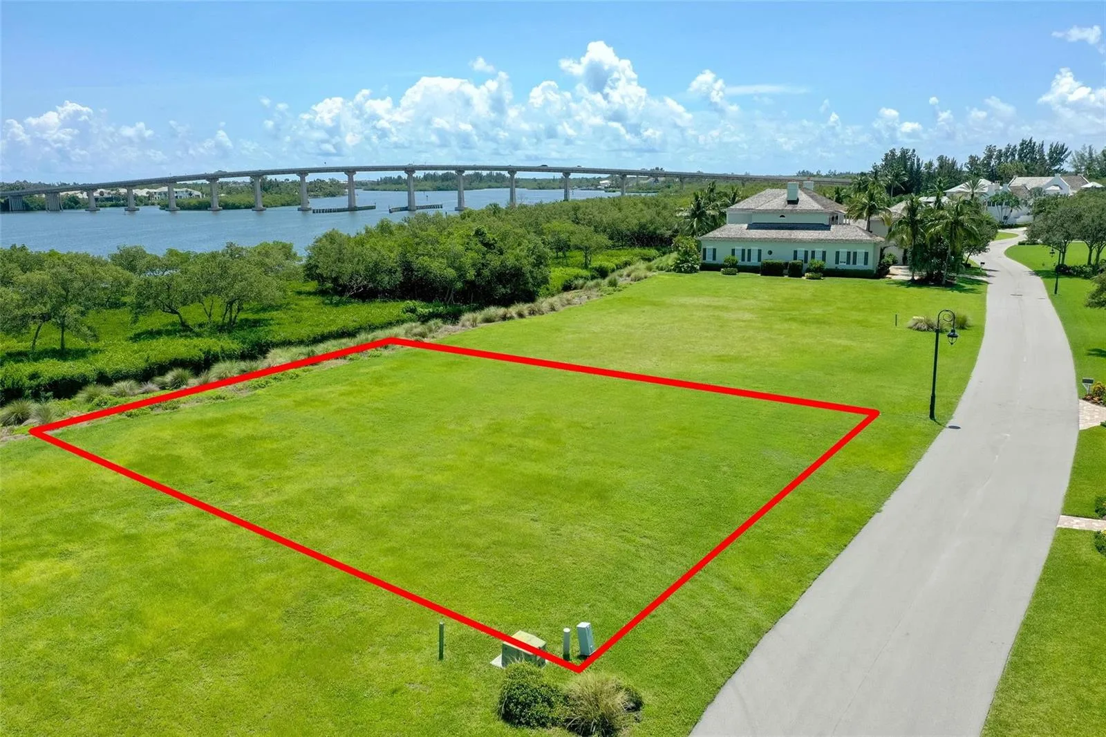 9260 E Marsh Island Drive, Vero Beach, FL 32963 photo 7