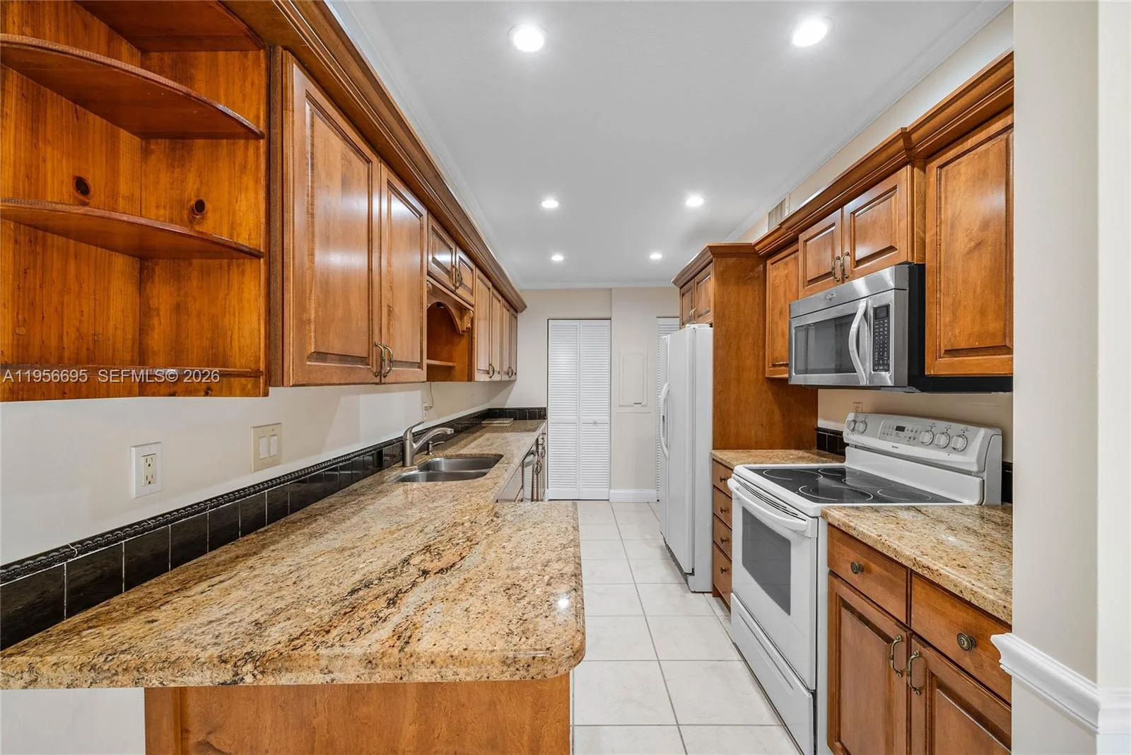 804 Summerwinds Ln, Jupiter, FL 33458 photo 10