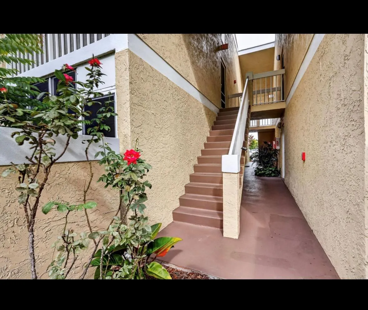 1548 SE ROYAL GREEN Circle # 206, Port St. Lucie, FL 34952