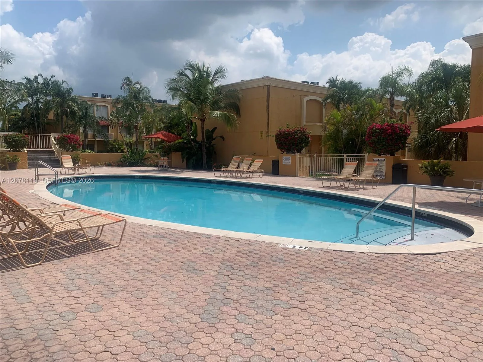 17911 NW 68th Ave # O202, Hialeah, FL 33015 photo 7