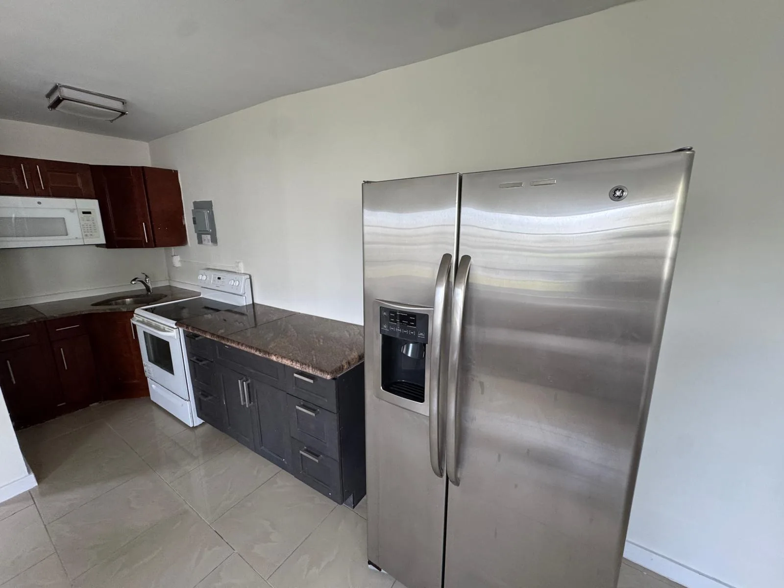 1042 Foster Road, Hallandale Beach, FL 33009 photo 9