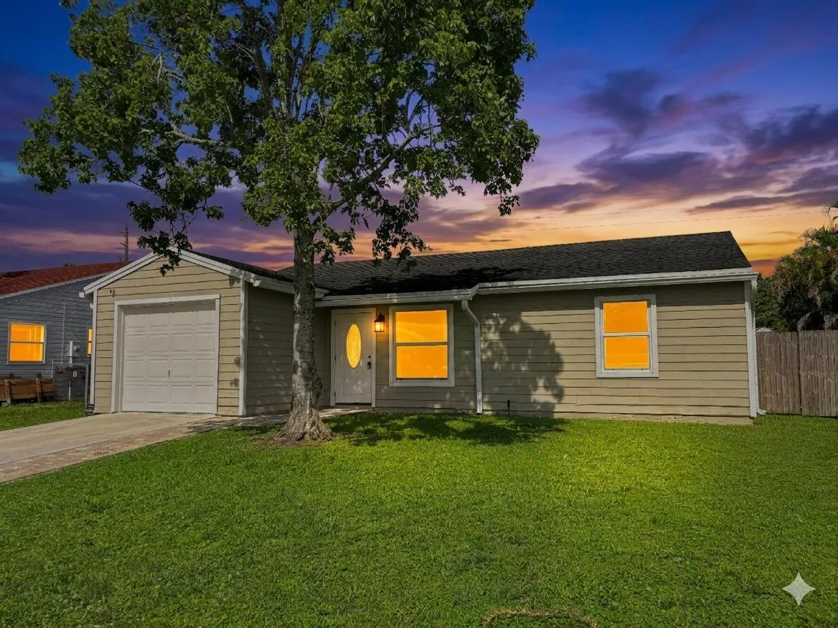 5258 Canal Circle W, Lake Worth, FL 33467
