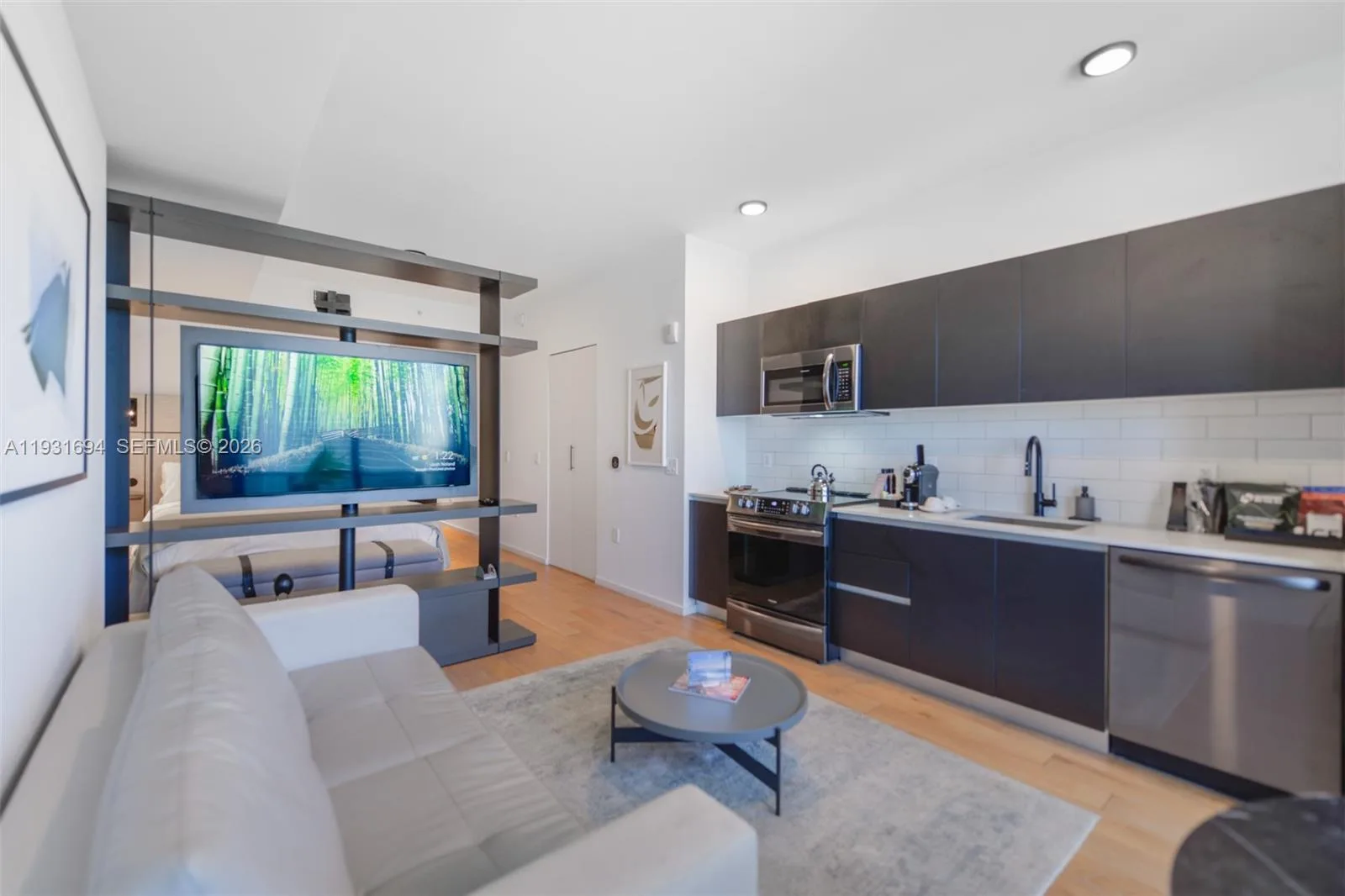 398 NE 5th St # 2407, Miami, FL 33132 photo 8