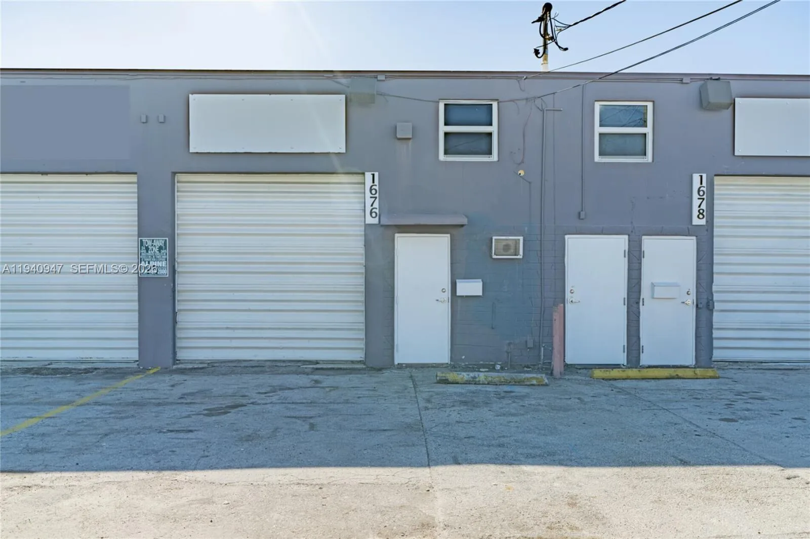 1676 W 31st Pl, Hialeah, FL 33012