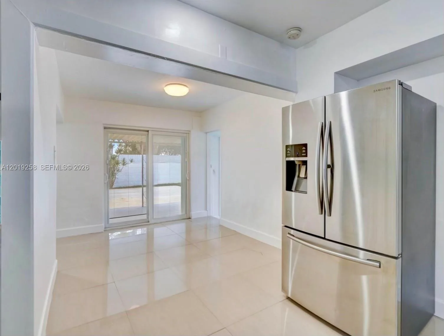 9494 SW 39th St, Miami, FL 33165 photo 3