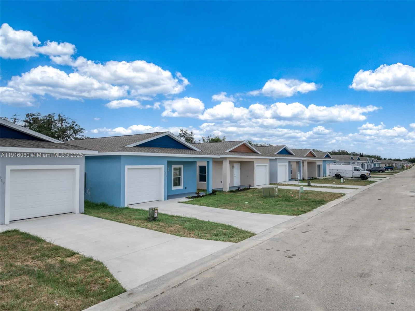 1451 Las Villas Blvd, Sebring, FL 33870 photo 2