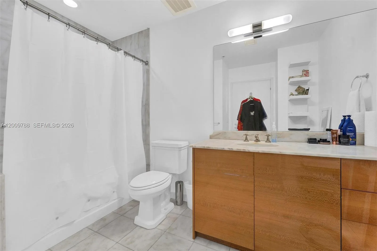 50 S Pointe Dr # 2102, Miami Beach, FL 33139 photo 5