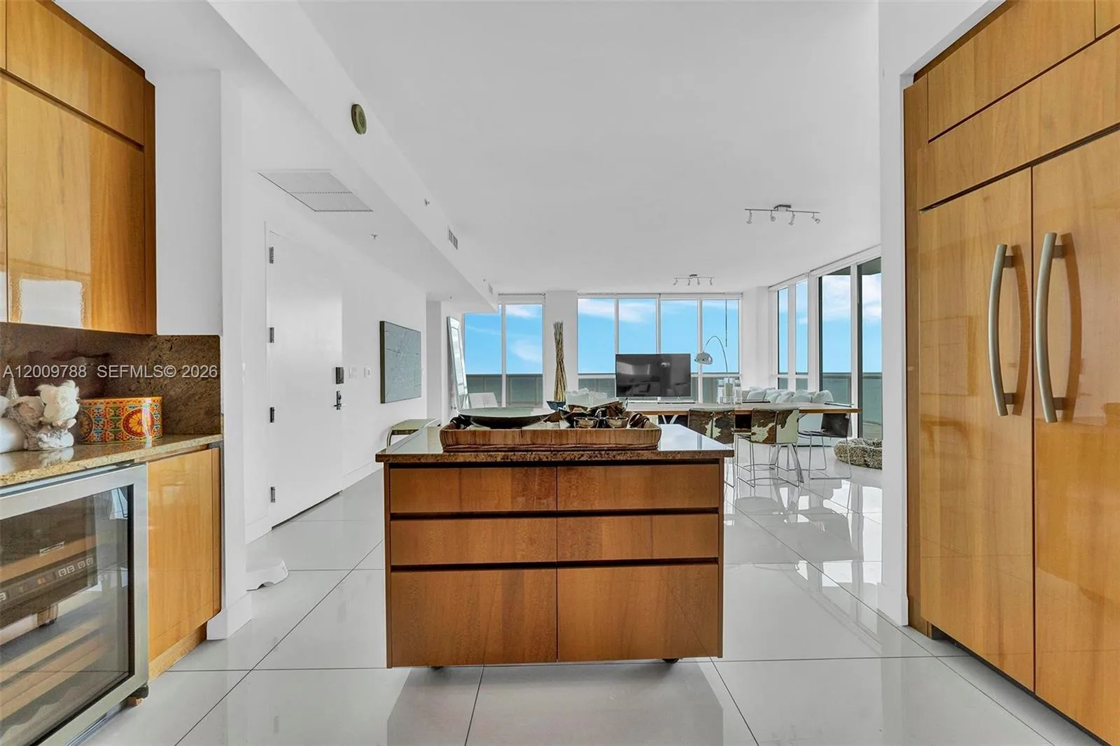 50 S Pointe Dr # 2102, Miami Beach, FL 33139 photo 6