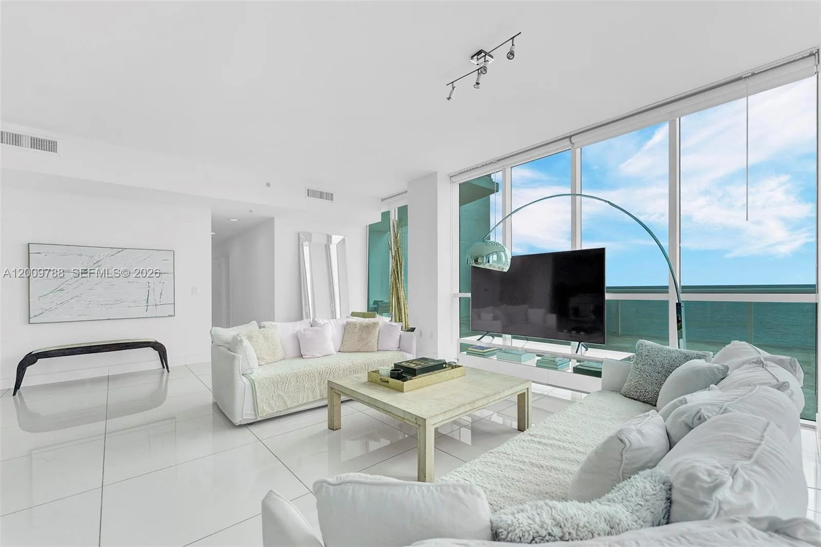 50 S Pointe Dr # 2102, Miami Beach, FL 33139 photo 7
