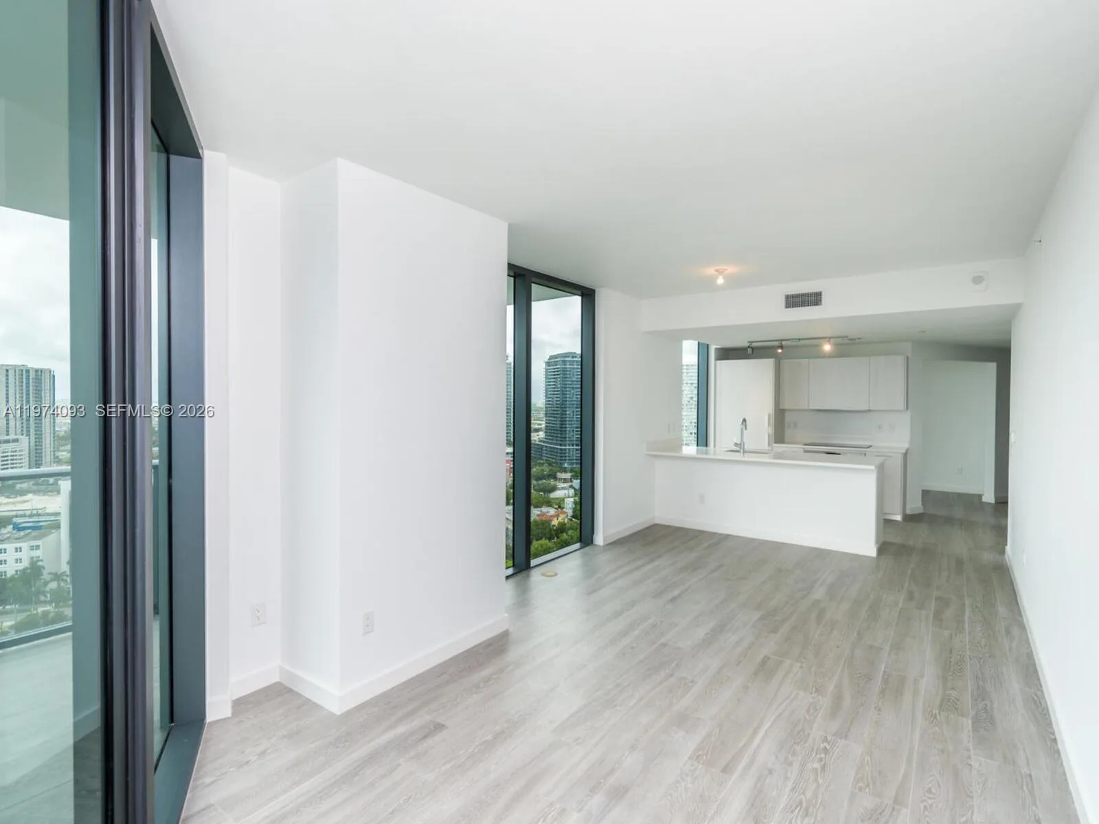 501 NE 31st St # 2108, Miami, FL 33137 photo 10