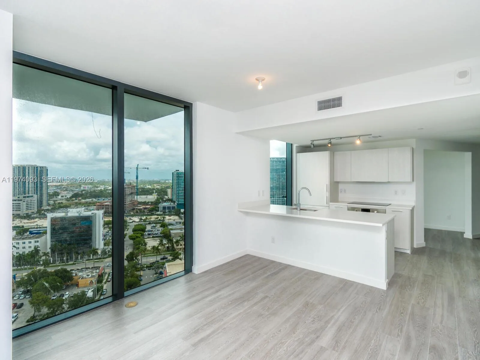 501 NE 31st St # 2108, Miami, FL 33137 photo 5