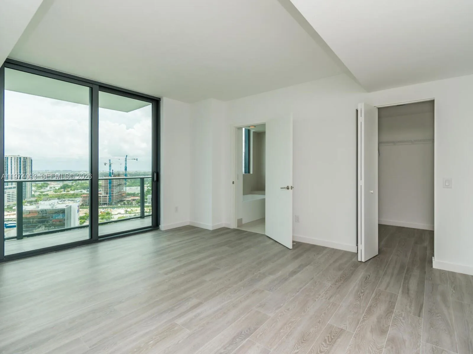 501 NE 31st St # 2108, Miami, FL 33137 photo 6