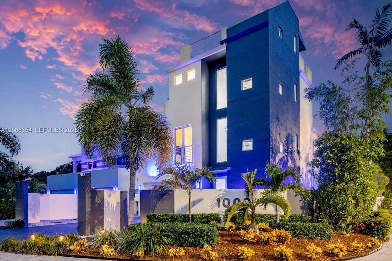 1000 SW 4th Ave, Fort Lauderdale, FL 33315