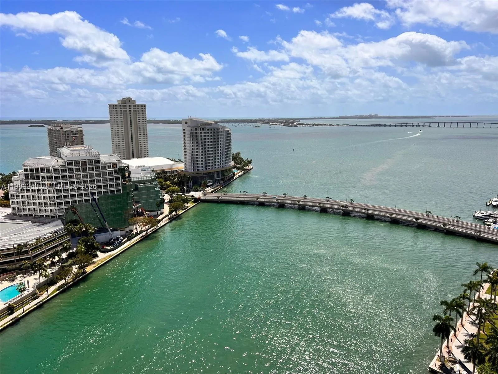 495 Brickell Ave # 2401, Miami, FL 33131 photo 2
