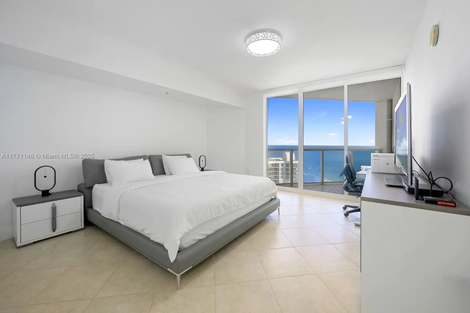 16699 Collins Ave # 3306, Sunny Isles Beach, FL 33160 photo 11