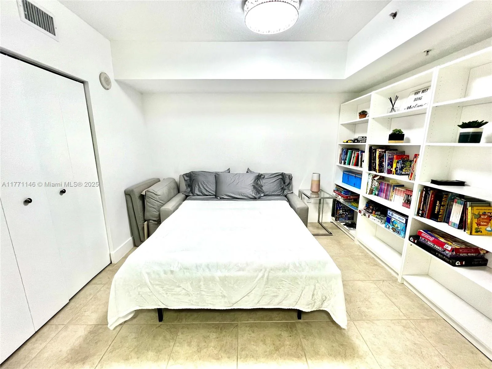 16699 Collins Ave # 3306, Sunny Isles Beach, FL 33160 photo 9