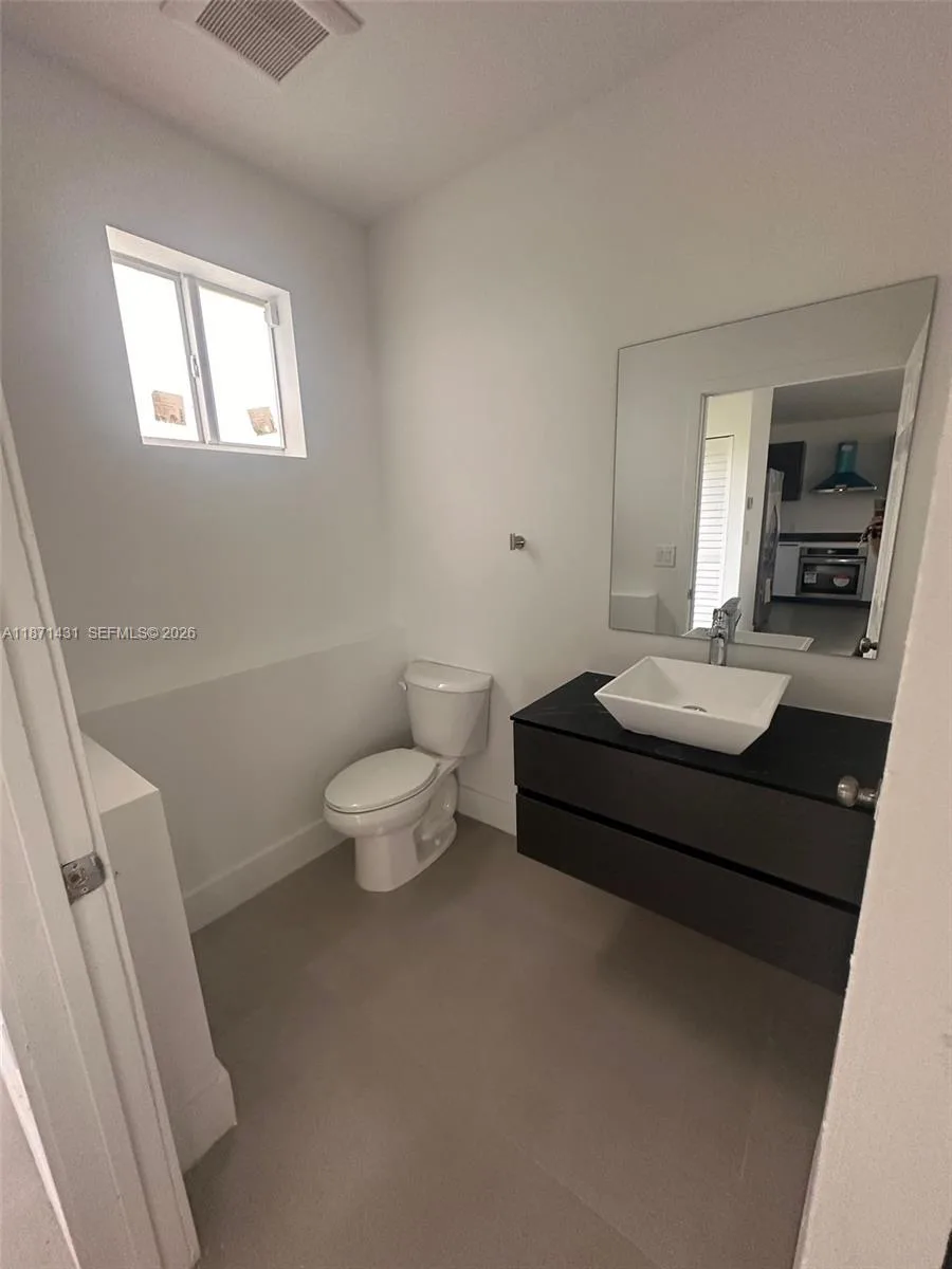 532 NW 17th Ave # 0, Fort Lauderdale, FL 33311 photo 6