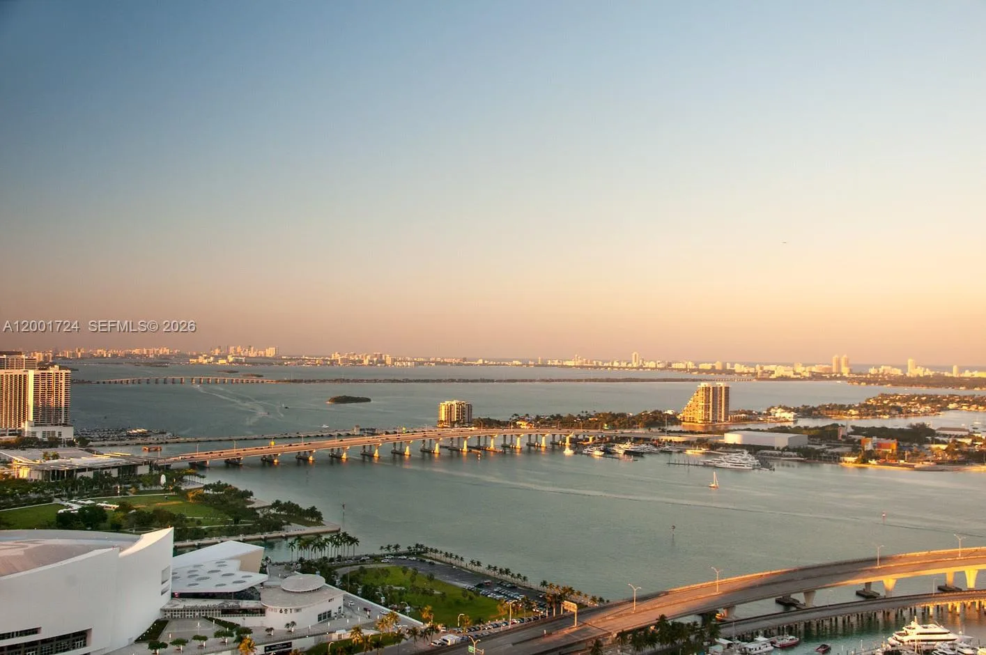 244 Biscayne Blvd # 4104, Miami, FL 33132
