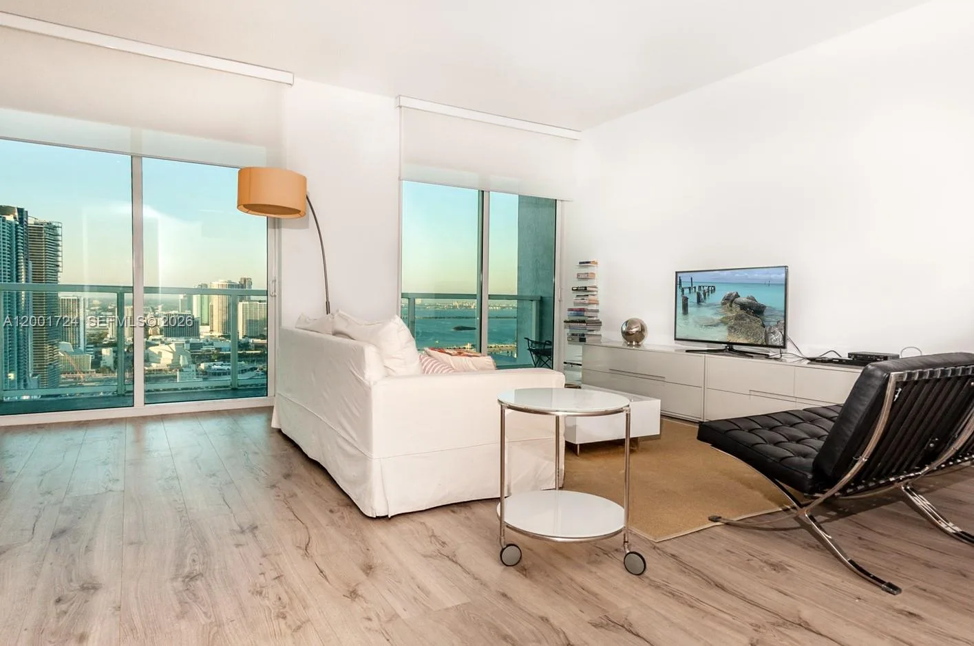 244 Biscayne Blvd # 4104, Miami, FL 33132 photo 3