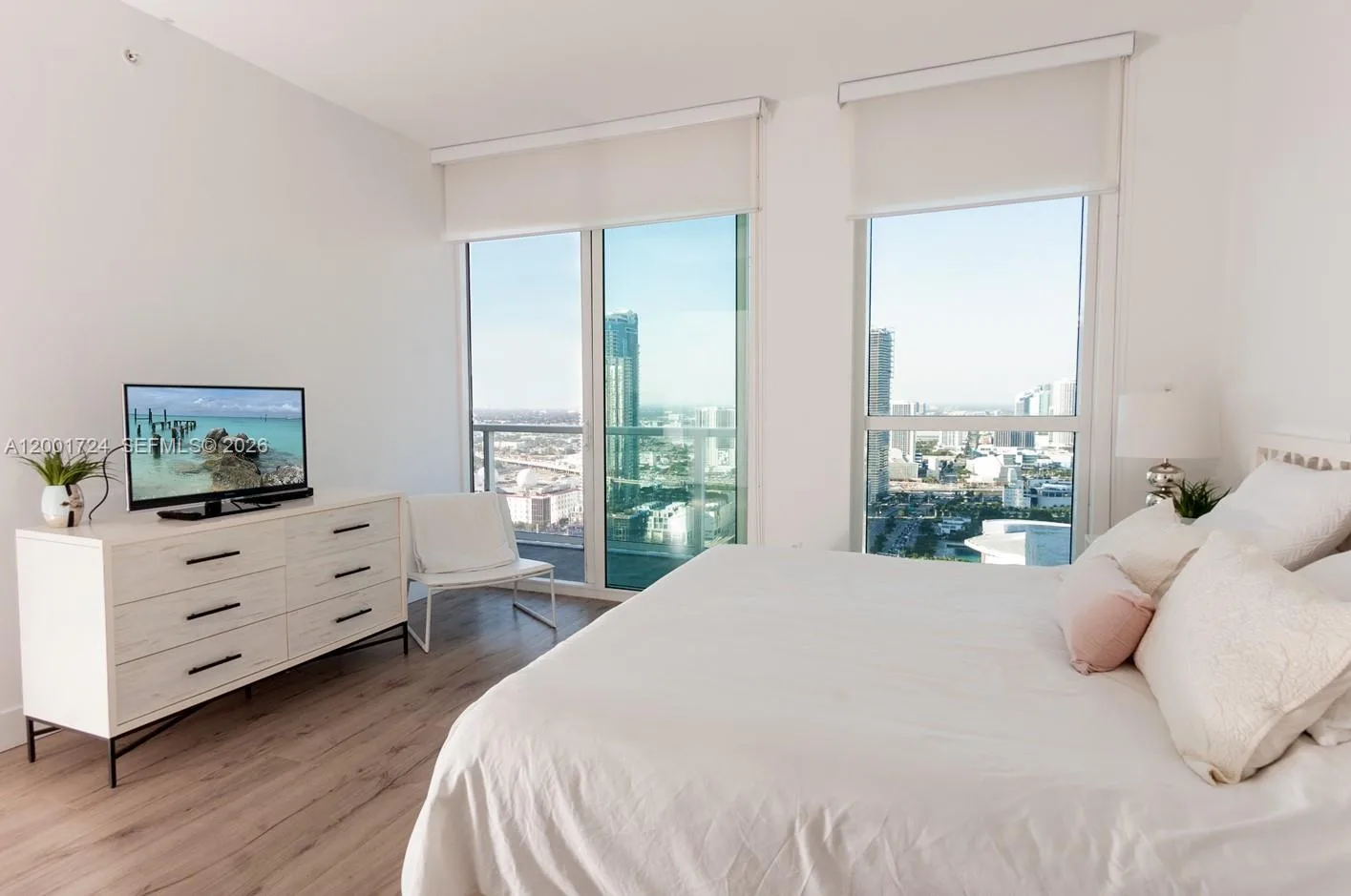 244 Biscayne Blvd # 4104, Miami, FL 33132 photo 6
