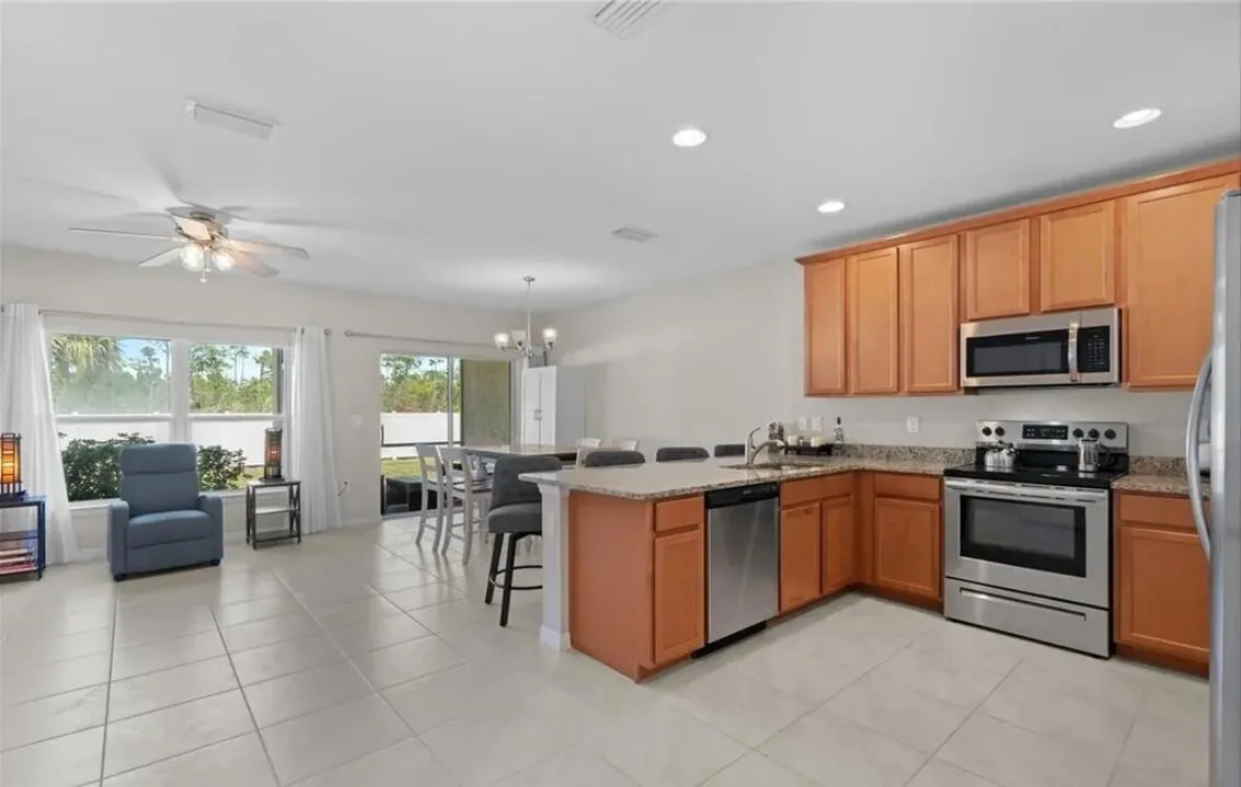 3725 Crofton Court, Fort Myers, FL 33916 photo 2