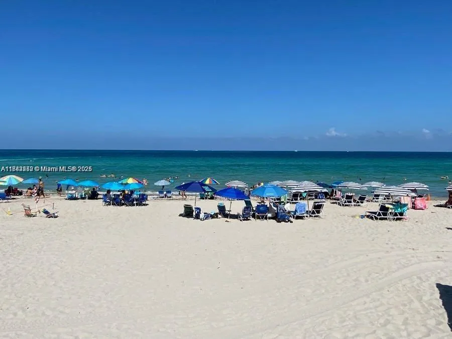 3725 S Ocean Dr # 419, Hollywood, FL 33019
