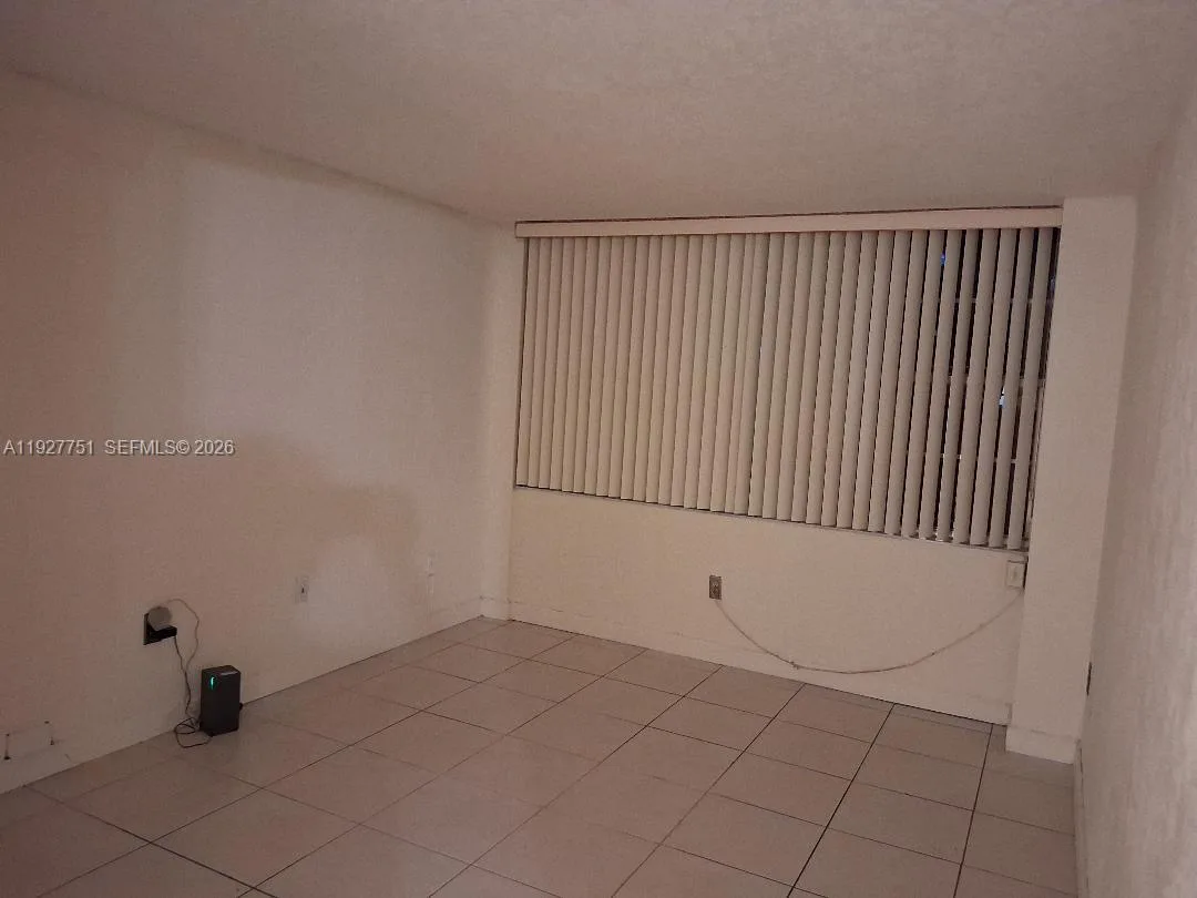 1000 Saint Charles Pl # L2, Pembroke Pines, FL 33026 photo 12