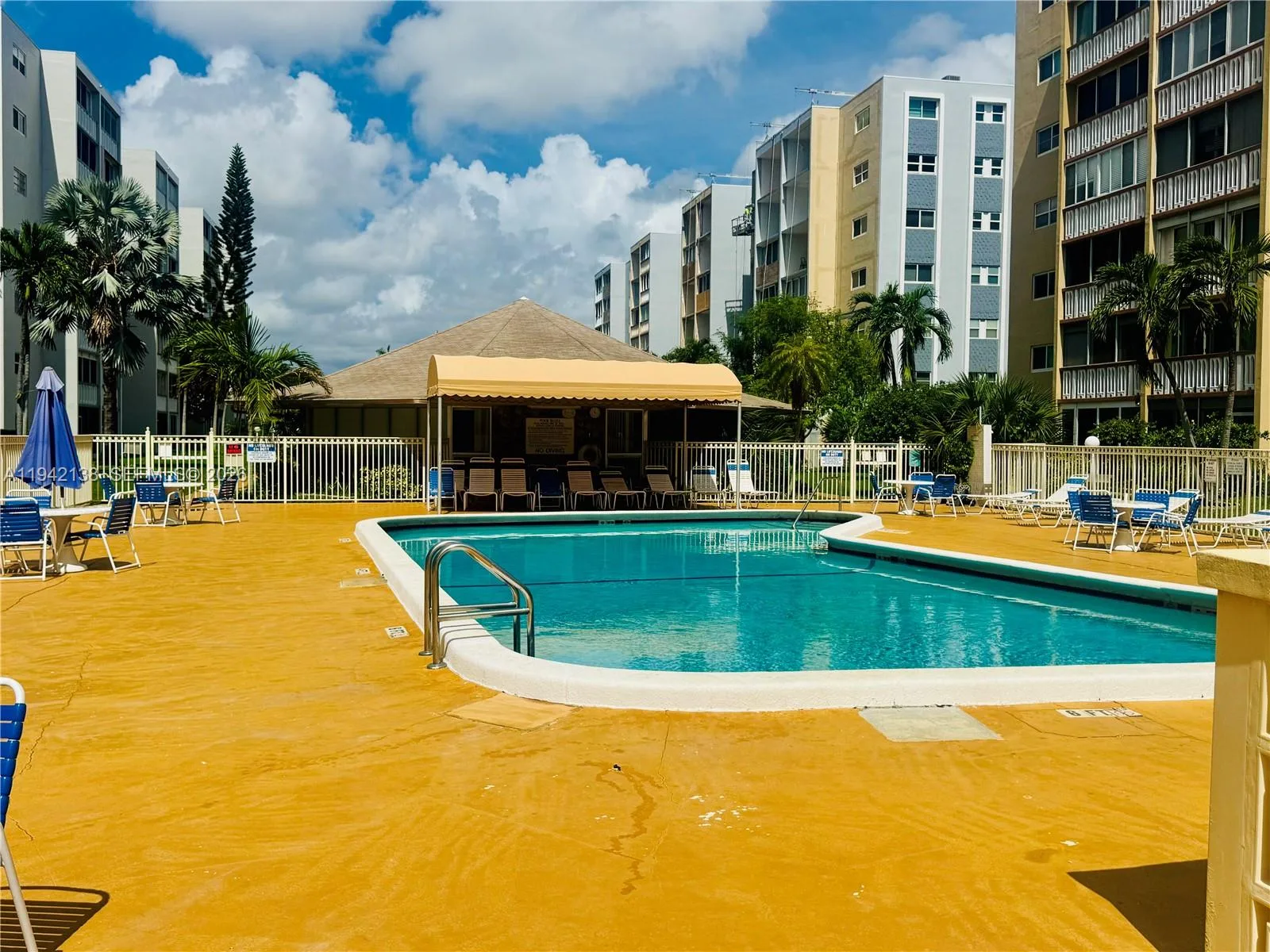 420 NE 12th Ave # 502, Hallandale Beach, FL 33009