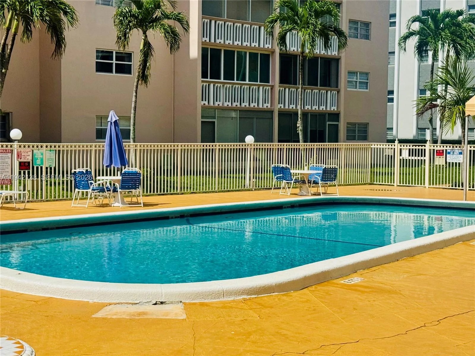 420 NE 12th Ave # 502, Hallandale Beach, FL 33009 photo 3