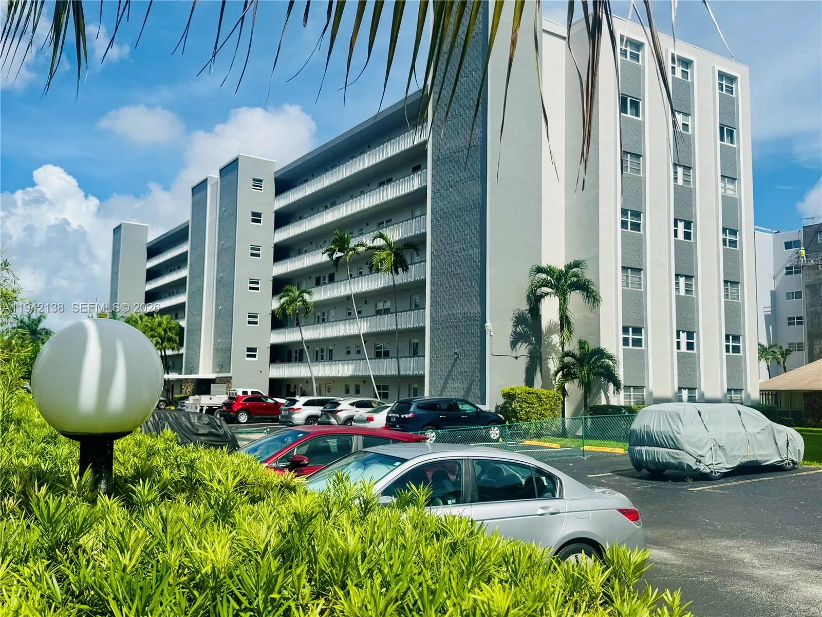 420 NE 12th Ave # 502, Hallandale Beach, FL 33009 photo 4