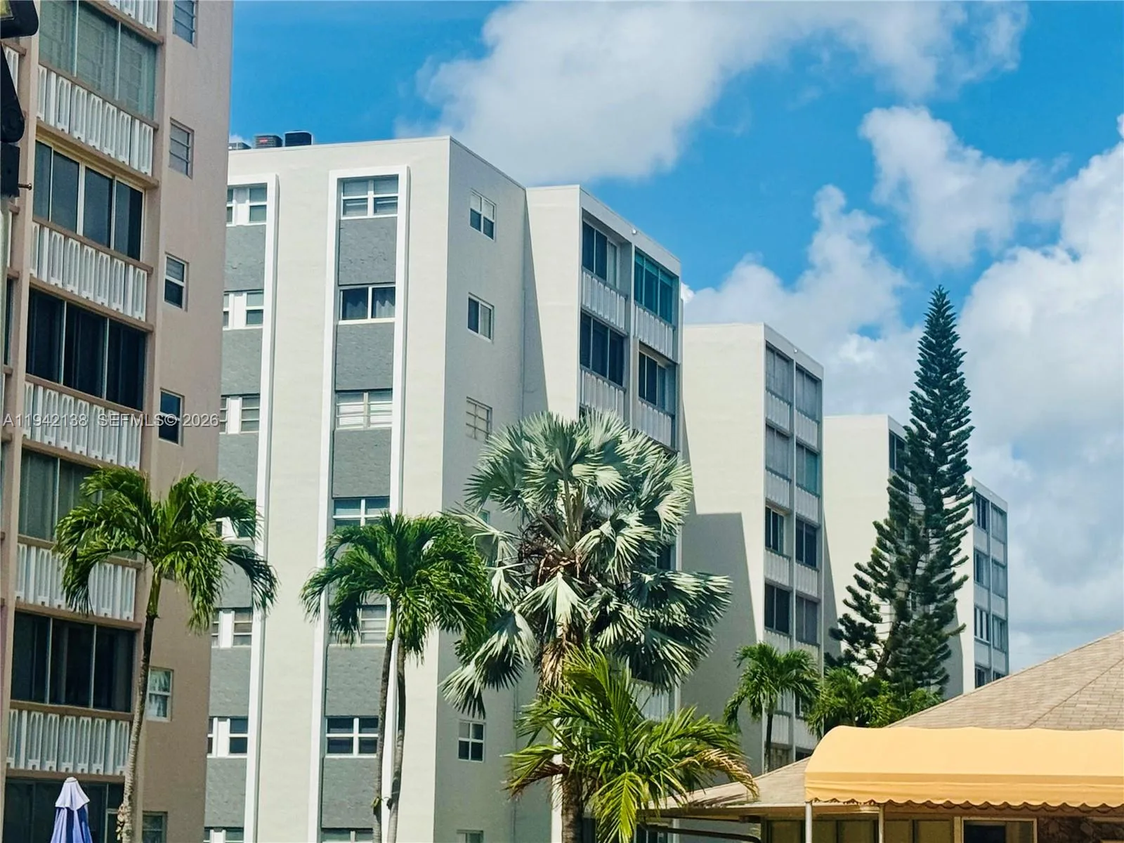 420 NE 12th Ave # 502, Hallandale Beach, FL 33009 photo 8