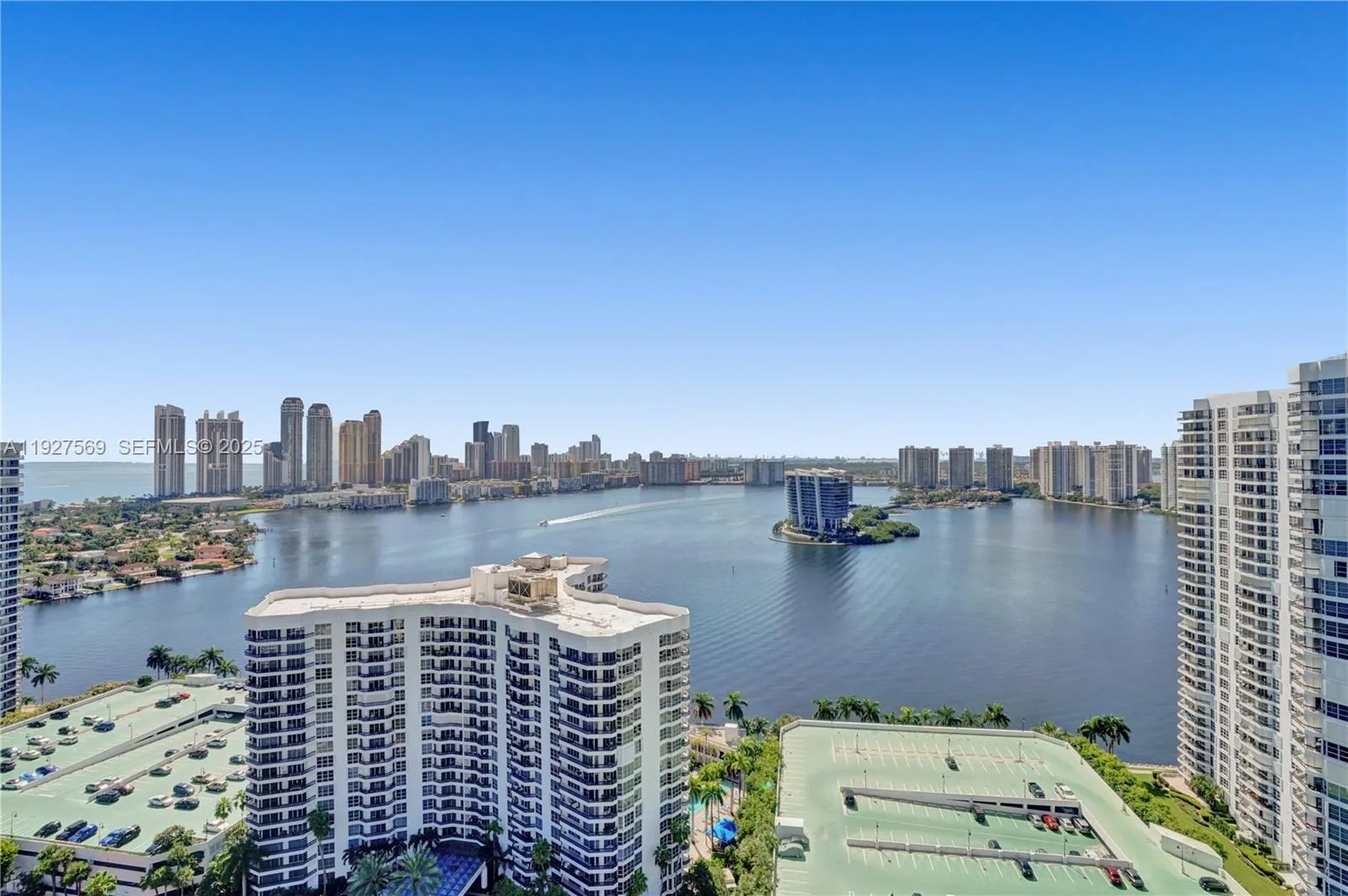 3600 Mystic Pointe Dr # 311, Aventura, FL 33180 photo 10