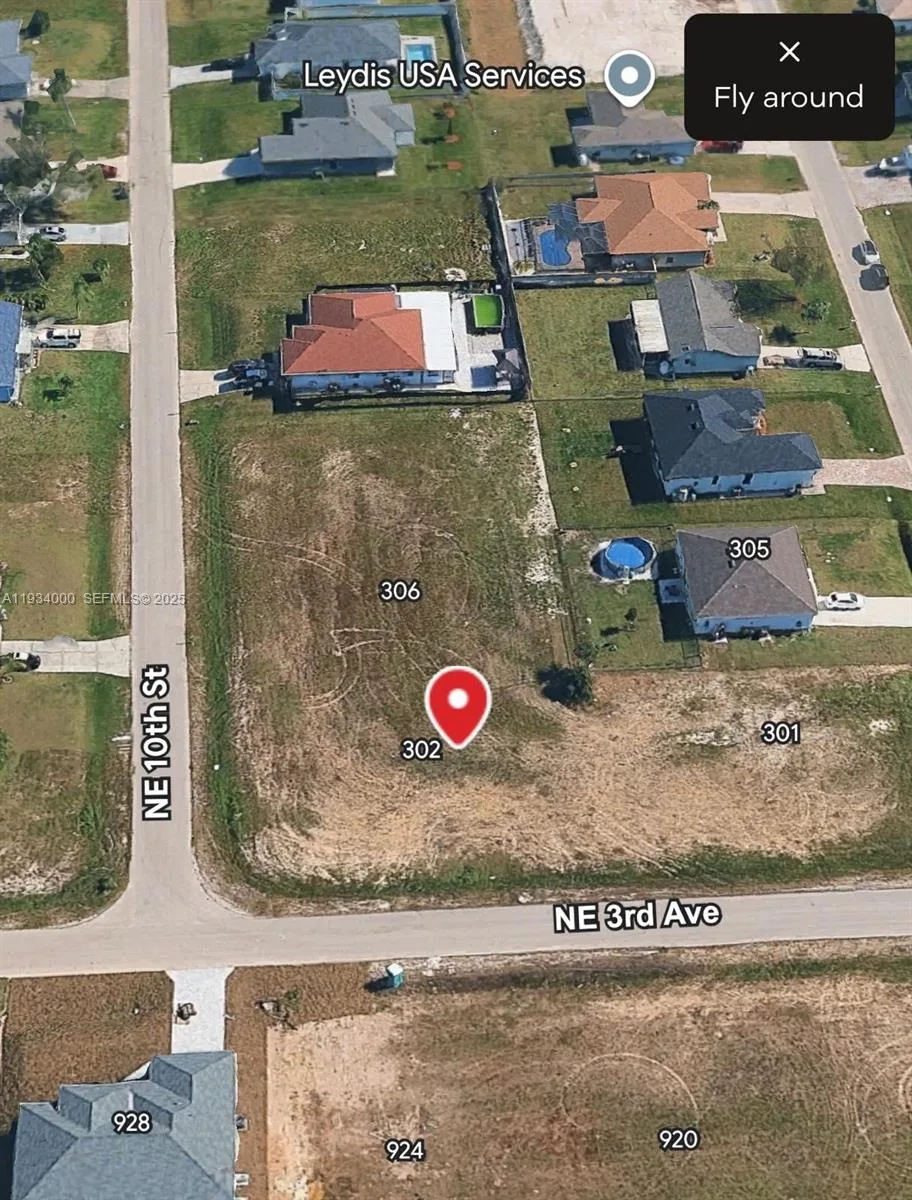 302 NE 10 ST, Cape Coral, FL 33909