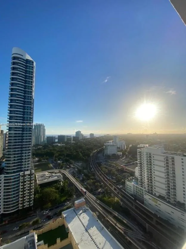79 SW 12th St # 3105-S, Miami, FL 33130