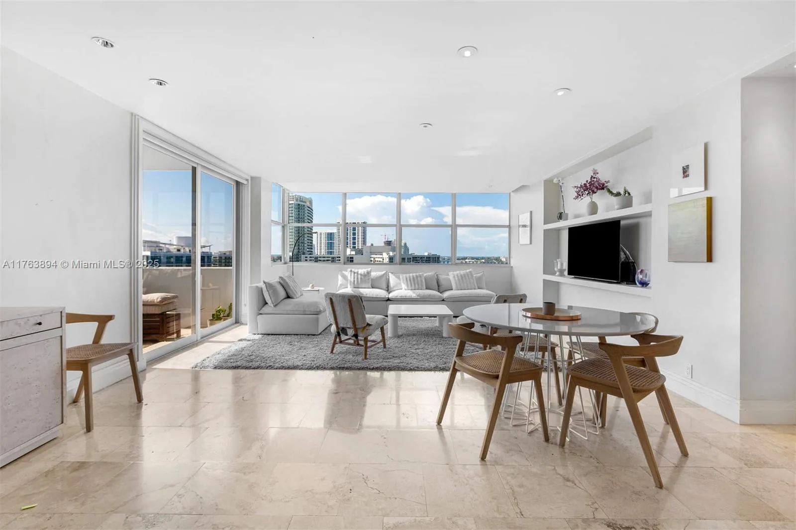 20 Island Ave # 1509, Miami Beach, FL 33139 photo 2