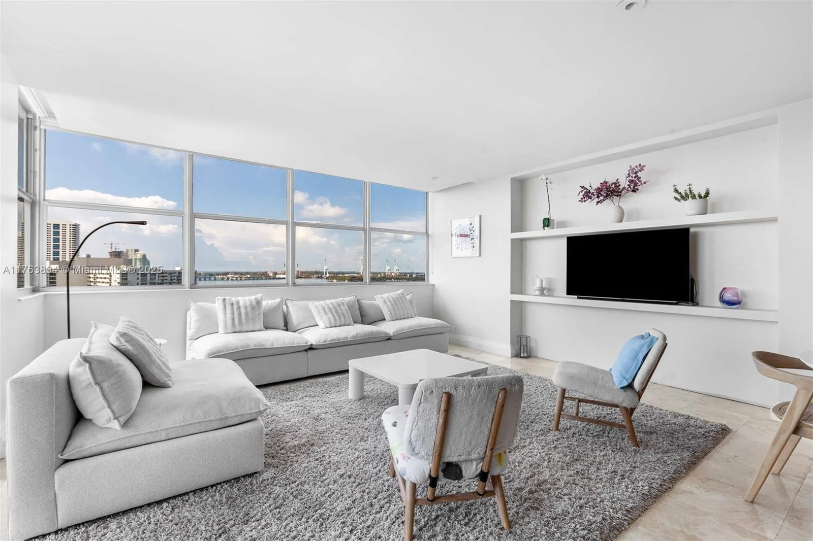 20 Island Ave # 1509, Miami Beach, FL 33139 photo 4
