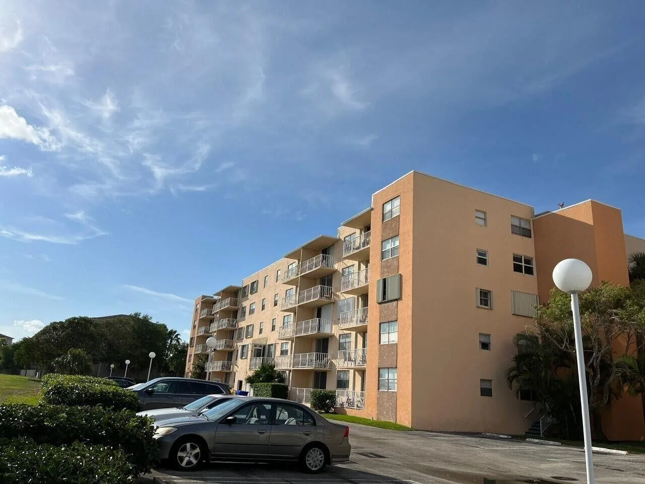 480 Executive Center Drive # 4a, West Palm Beach, FL 33401