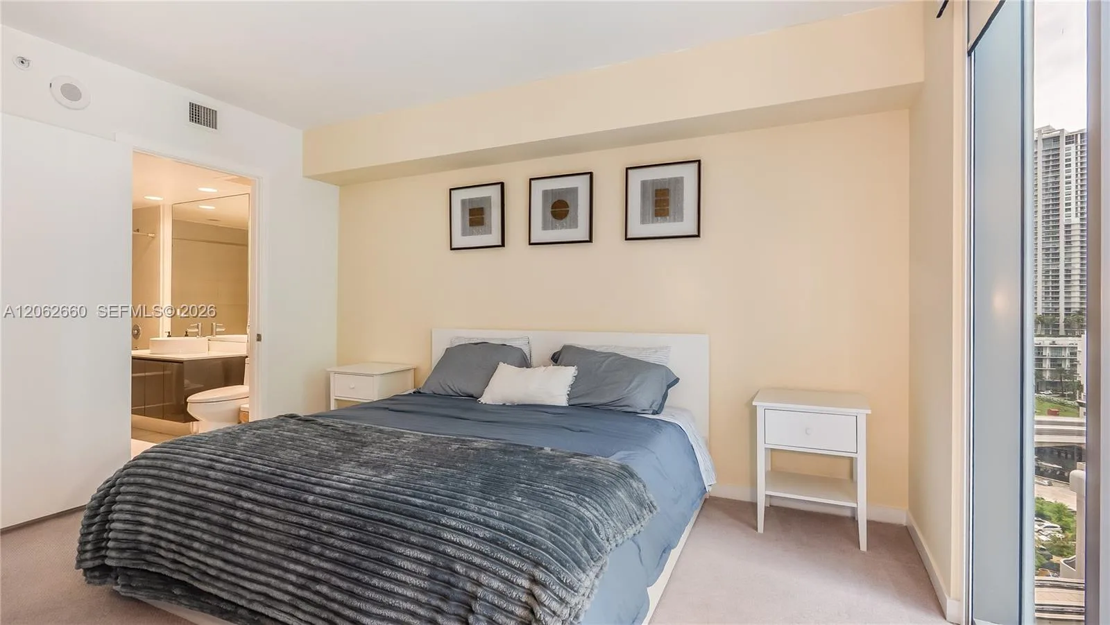 31 SE 6th St # 1708, Miami, FL 33131 photo 13