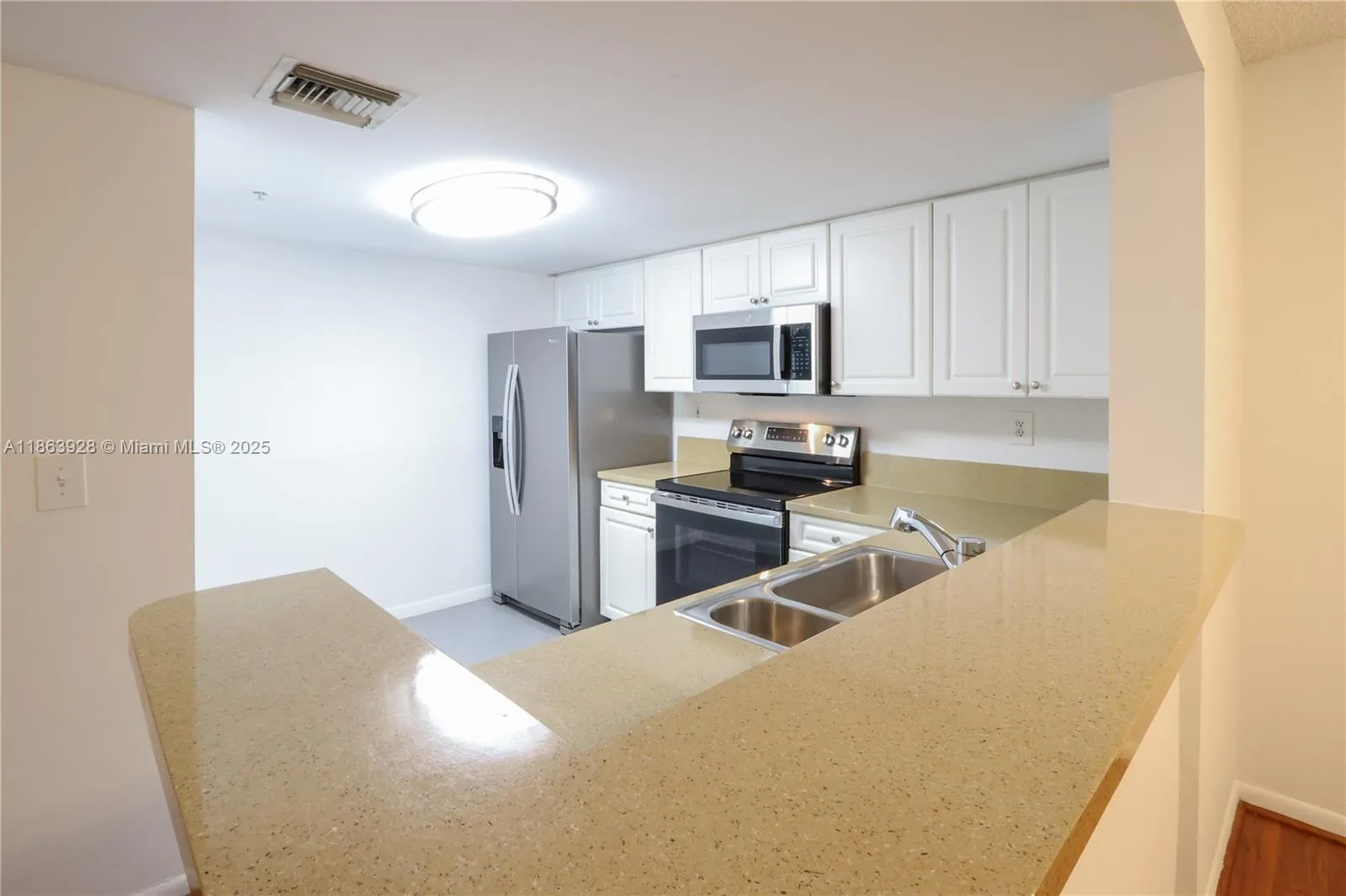 520 SE 5th Ave # 1408, Fort Lauderdale, FL 33301 photo 11