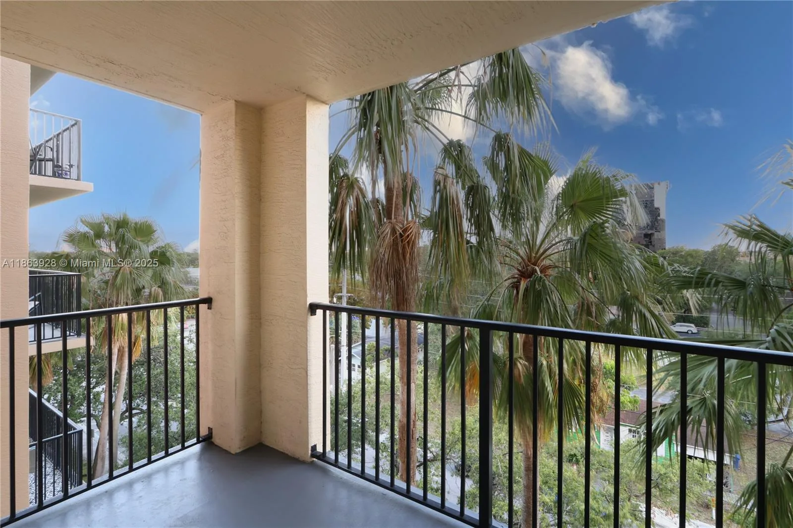 520 SE 5th Ave # 1408, Fort Lauderdale, FL 33301 photo 3
