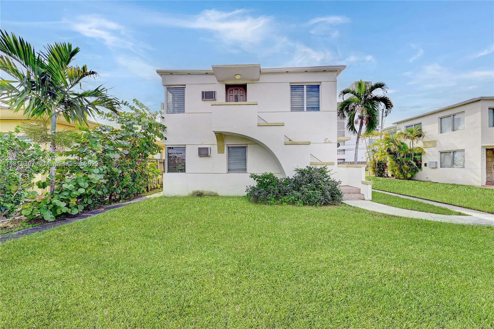 1910 and 1920 Biarritz Dr, Miami Beach, FL 33141 photo 12