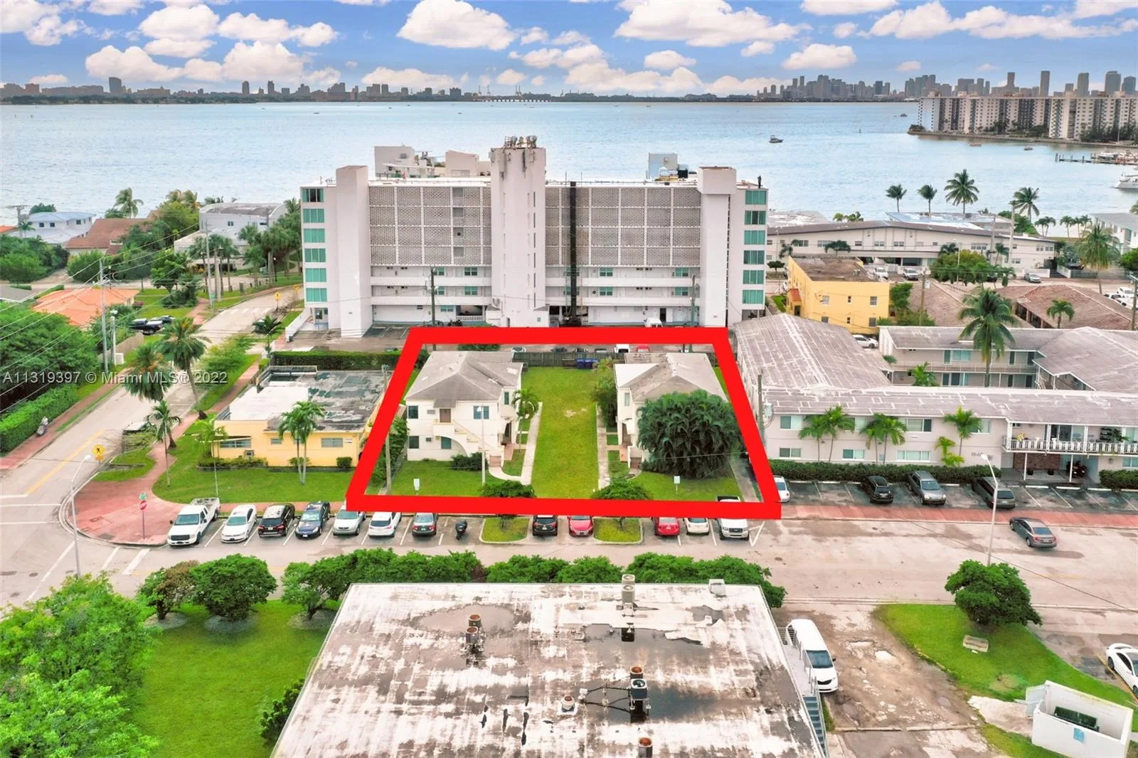 1910 and 1920 Biarritz Dr, Miami Beach, FL 33141 photo 4