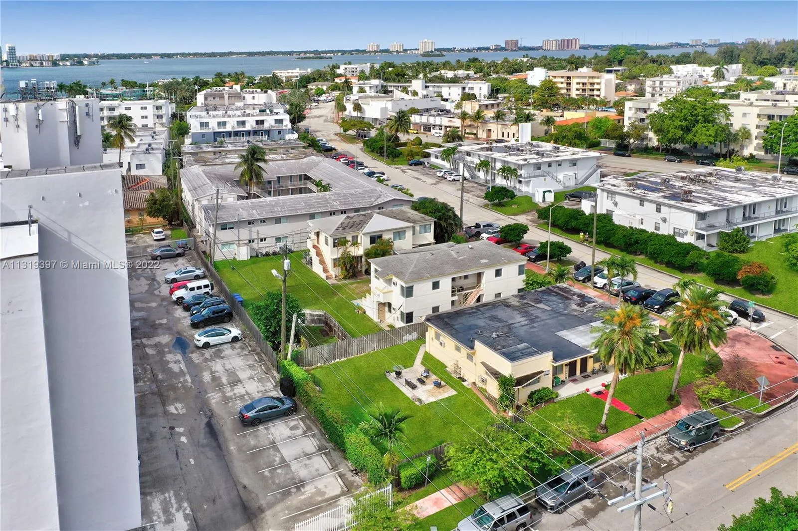 1910 and 1920 Biarritz Dr, Miami Beach, FL 33141 photo 9