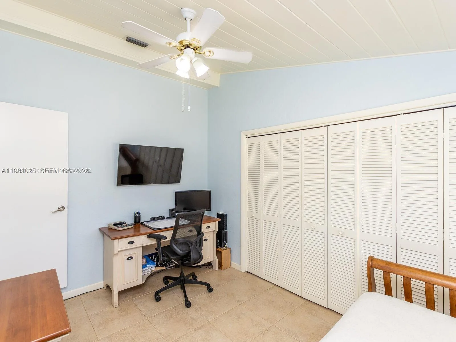 13000 Coronado Ln, North Miami, FL 33181 photo 13