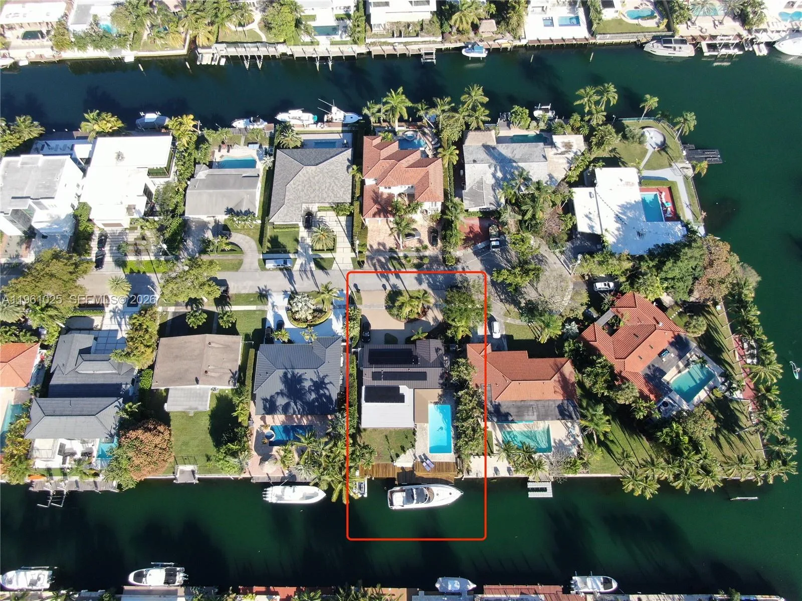 13000 Coronado Ln, North Miami, FL 33181 photo 8